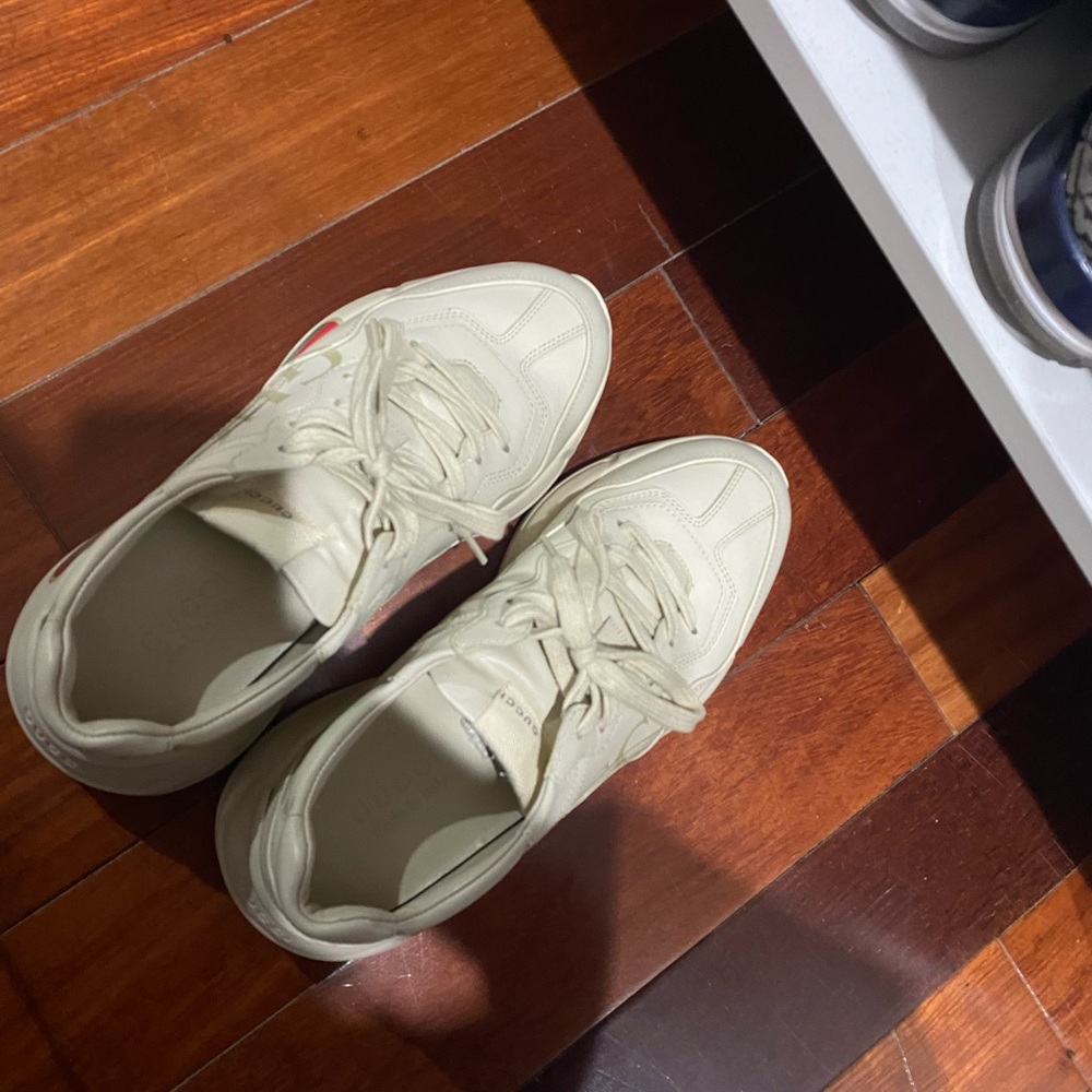 Gucci Sneakers - Picture 6 of 8